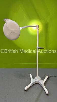 Brandon ALE10MO Mobile Minor Surgery Light (Powers Up)