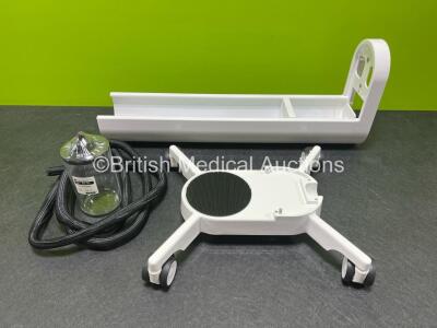 Airflow Station+ Stand *Like New In box*