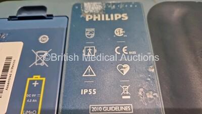 2 x Philips Heartstart FRx Defibrillators (Both Power Up) in Case with 4 x M5070A LiMnO2 Batteries *Install Before 2029 / 2027 / 2027 / 2026 * and 4 x Smart Pads 2 - 7