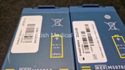 2 x Philips Heartstart FRx Defibrillators (Both Power Up) in Case with 4 x M5070A LiMnO2 Batteries *Install Before 2024 / 2024 / 2023 / 2018 * and 4 x Smart Pads 2 - 6