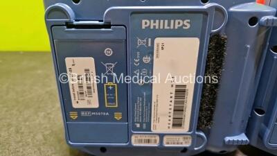 2 x Philips Heartstart HS1 Defibrillators (Both Power Up) In Carry Case with 2 x LiMnO2 M5070A Batteries *Install Before 2026 / 2026* - 5