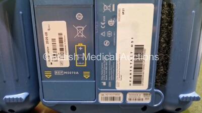 2 x Philips Heartstart HS1 Defibrillators (Both Power Up) In Carry Case with 2 x LiMnO2 M5070A Batteries *Install Before 2026 / 2026* - 6