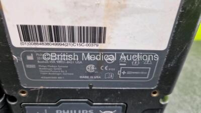 2 x Philips Heartstart FR3 Defibrillators (Both Power Up) with 2 x LiMnO2 Batteries *Install Before 2024 / 2025* **SN C15C00168 / C15C00379** - 5