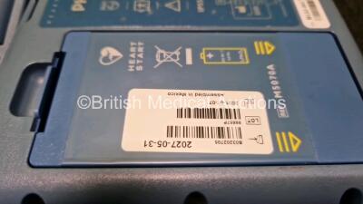 2 x Philips Heartstart FRx Defibrillators (Both Power Up) in Case with 2 x M5070A LiMnO2 Batteries *Install Before 2027 / 2027* and 4 x Smart Pads 2 - 5