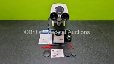 Leica DM750 Benchtop Microscope (Powers Up) with 2 x HC PLAN 10x/20 Eyepieces and 1 x HI PLAN 20x/0.40 PH 1 Optic in Box - 2