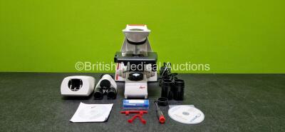 Leica DM750 Benchtop Microscope (Powers Up) with 2 x HC PLAN 10x/20 Eyepieces and 1 x HI PLAN 20x/0.40 PH 1 Optic in Box