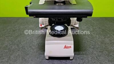 Leica DM750 Benchtop Microscope (Powers Up) with 2 x HC PLAN 10x/20 Eyepieces and 1 x HI PLAN 20x/0.40 PH 1 Optic in Box - 7