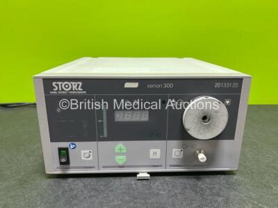 Karl Storz-Endoskope Xenon 300 20133120 Light Source Unit (No Power) *SN PU0701846*