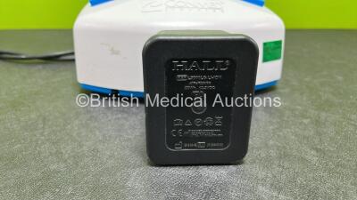 ConMed Linvatec Hall Ref L3000 Battery Charger with 1 x Ref L3000LG Li-Ion Battery *Mfd 2018*(Powers Up) *SN 20180270* **Asset Number - 222895** - 3