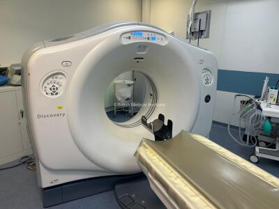 GE Discovery 750 HD 64 Slice CT Scanner *Mfd - 2014* with 2020 Performix HD Plus X-Ray Tube (Liquid Bearing), Patient Table, Workstation, Gantry, Software Manuals and Cardiac Trigger Monitor 7800 *Mfd - 2014* Fully Functional System and Professionally Dei - 8