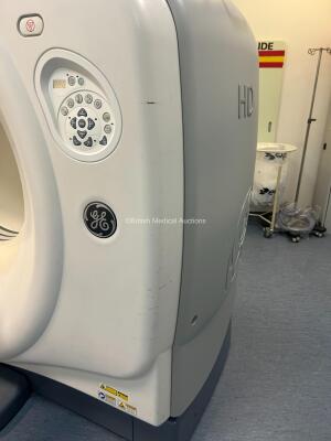 GE Discovery 750 HD 64 Slice CT Scanner *Mfd - 2014* with 2020 Performix HD Plus X-Ray Tube (Liquid Bearing), Patient Table, Workstation, Gantry, Software Manuals and Cardiac Trigger Monitor 7800 *Mfd - 2014* Fully Functional System and Professionally Dei - 21