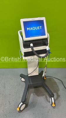 Maquet Servo Air Ventilator on Stand Ref 6882000 - System Software Version 4.0.0.65258 - System Version 4.0 - Total Operating Time 512 - Total Ventilation Time 352 *Mfd 2020* with Hose (Powers Up)