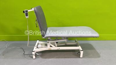 Medi-Plinth Electric Patient Examination Couch with Controller (Powers Up - Cut to Cushion - See Pictures) *S/N NA*