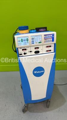 Valleylab ForceTriad Electrosurgical / Diathermy Unit Version 4.00 *Mfd 2016-12* on Stand with Dual Footswitch, Dome Footswitch and LigaSure Footswitch (Powers Up) *S/N T6L48634EX*