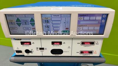 Valleylab ForceTriad Electrosurgical / Diathermy Unit Version 4.00 *Mfd 2008* on Stand with Dual Footswitch with LigaSure (Powers Up) *S/N T8G7490* - 2