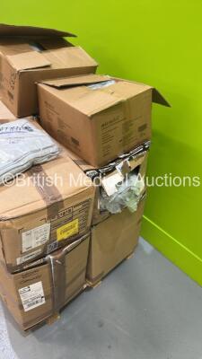 Pallet of Heather Grey Polo Shirts (Mix of Sizes) - 5