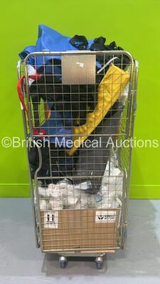 Mixed Cage Including Splints, Bags and Braces (Cage Not Included)