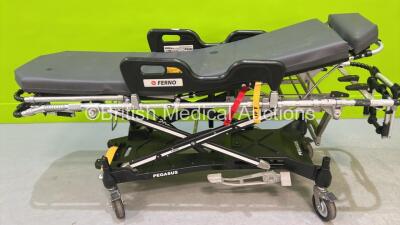 Ferno Pegasus Hydraulic Ambulance Stretcher with Mattress (Hydraulics Tested Working) - 4