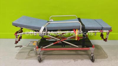 Ferno Falcon Hydraulic Ambulance Stretcher with Mattress (Hydraulics Tested Working) - 3