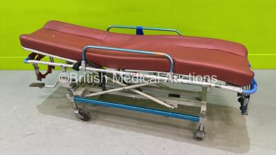 Ferno Falcon Six Hydraulic Ambulance Stretcher with Mattress (Hydraulics Tested Working)