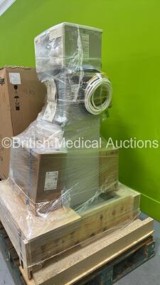 Drager Fabius Plus XL Anaesthesia Machine Ref 8608555 - Software Version 3.37a *Mfd 2020* (Powers Up - Unused in Box on Pallet) *ASNH-0024* ***RAK*** - 3