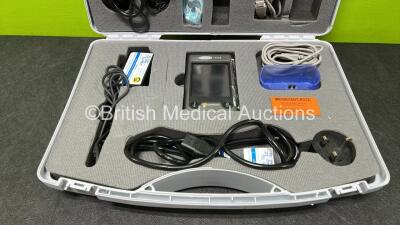 Carefusion Micro Loop Spirometer with Accessories in Carry Case *SN 105-08676* - 2