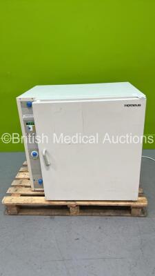 Heraeus Kendro B 6200 Incubator (Powers Up) *S/N 40432037*