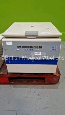 Fisher Scientific Accuspin 1 Centrifuge (Powers Up) *17597* **RAK**