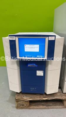 Applied Biosystems ViiA 7 Real-Time PCR System (Powers Up) *17598* ***RAK***