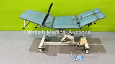 Plinth Electric Treatment Couch with Controller (No Power) *na*