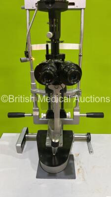 Haag Streit Bern SL 900 Slit Lamp with 2 x 10x Eyepieces, 2 x 12,5x Eyepieces and Chin Rest on Motorized Table (Powers Up with Good Bulb - Wheel Damaged - See Pictures) *S/N 900.1.1646965* - 3