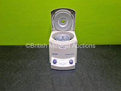 Eppendorf Centrifuge 5415 D (No Power) *AN 17272 16/1*