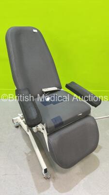 Beaumont Patient Examination Chair with Armrests and Controller (No Power - Rips to Cushions)