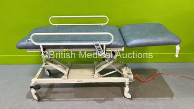 Arjohuntleigh Electric Patient Couch with Controller (Powers Up)