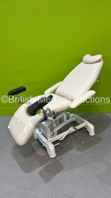 Hydraulic Gyno Treatment Couch with Stirrups (Tested Working)