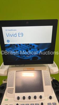 GE Vivid E9 Flat Screen Ultrasound Scanner *S/N VE94921* **Mfd 2013** Application Software Version 112 Revision 1.3 System Software Version 104.3.4 with 2 x Transducers / Probes (M5S-D Ref GE-3MIX *Mfd 2022* and P2D) (Powers Up) - 3