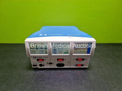 Valleylab ForceTriad Electrosurgical / Diathermy Unit Software Version 4.0 *Mfd - 2014* (Powers Up, Small Crack in Casing)