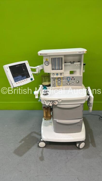 Datex-Ohmeda Aespire View Anaesthesia Machine Software Version 6.20 Bellows, Absorber and Hoses (Powers Up)