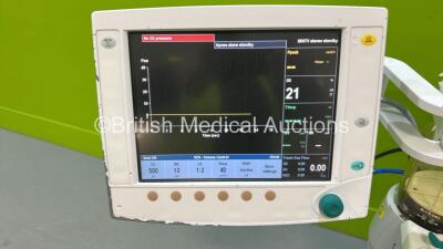 Datex-Ohmeda Aespire View Anaesthesia Machine Software Version 6.20 Bellows, Absorber and Hoses (Powers Up) - 2