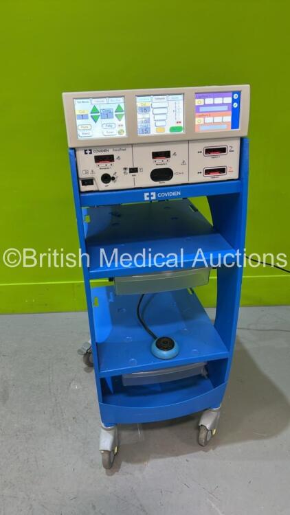 Valleylab ForceTriad Electrosurgical / Diathermy Unit Version 4.00 *Mfd 2014* on Stand with 1 x Dome Footswitch (Powers Up) *GL*