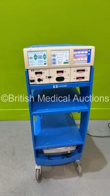 Valleylab ForceTriad Electrosurgical / Diathermy Unit Version 4.00 *Mfd 2014* on Stand (Powers Up) *GL*