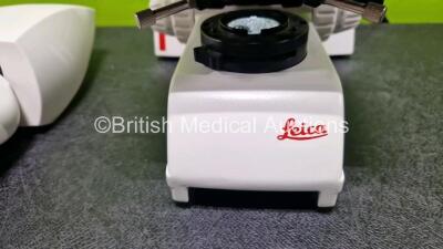 Leica DM750 Benchtop Microscope (Powers Up) with 2 x HC PLAN 10x/20 Eyepieces and 1 x HI PLAN 20x/0.40 PH 1 Optic - 3