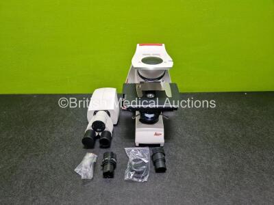 Leica DM750 Benchtop Microscope (Powers Up) with 2 x HC PLAN 10x/20 Eyepieces and 1 x HI PLAN 20x/0.40 PH 1 OpticV