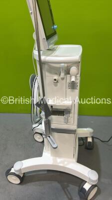 Maquet Servo i Ventilator on Stand Model No 06487800 System Version v7.0 Software Version v7.00.02 Total Operating Time 49989 with Hoses (Powers Up) *SN 76617* - 3