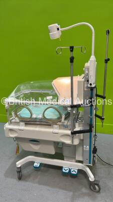 Ohmeda Medical Giraffe OmniBed Infant Incubator with Mattress and Hoses (Powers Up) *S/N HDGJ51224* - 3