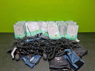 18 x Accoson Greenlight 300 BP Gauges with BP Cuff and Hose