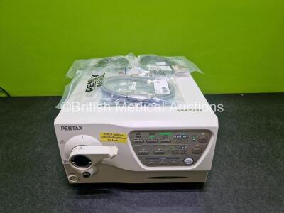 Pentax EPK-i5000 Video Processor *Mfd - 2013* (Powers Up) with Cables and Keyboard *CI202*