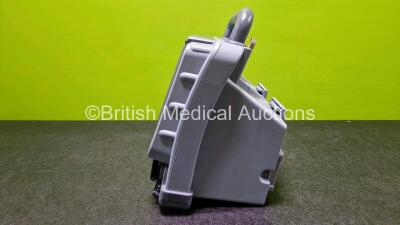 Medtronic Physio-Control 12-Lead Lifepak 15 Monitor / Defibrillator *Mfd 2012* Ref 99577-000674, P/N V15-2-001021 with Pacer, CO2, SPO2, NIBP, ECG, P1, P2, Printer and Auxiliary Power Options and 2 x Flat Li-Ion Batteries (Powers Up with Stock Battery - S - 11