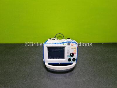 Zoll R Series ALS Defibrillator / Monitor (Powers Up) Including Pacer, ECG and Printer Options with 1 x Paddle Lead *SN AF13B027334