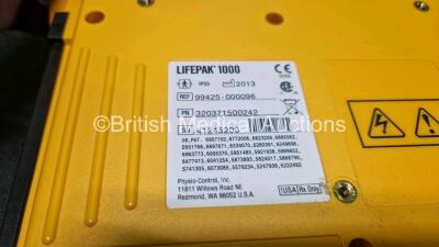 Medtronic Lifepak 1000 Defibrillator *Mfd - 2013* (Powers up with Stock Battery Stock Battery Not Included) - 3